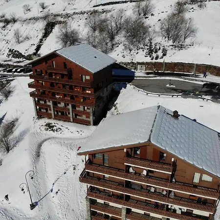 Cosy 4 Pers. Aux Menuires, Proche Pistes Et Services - Fr-1-452-116 *